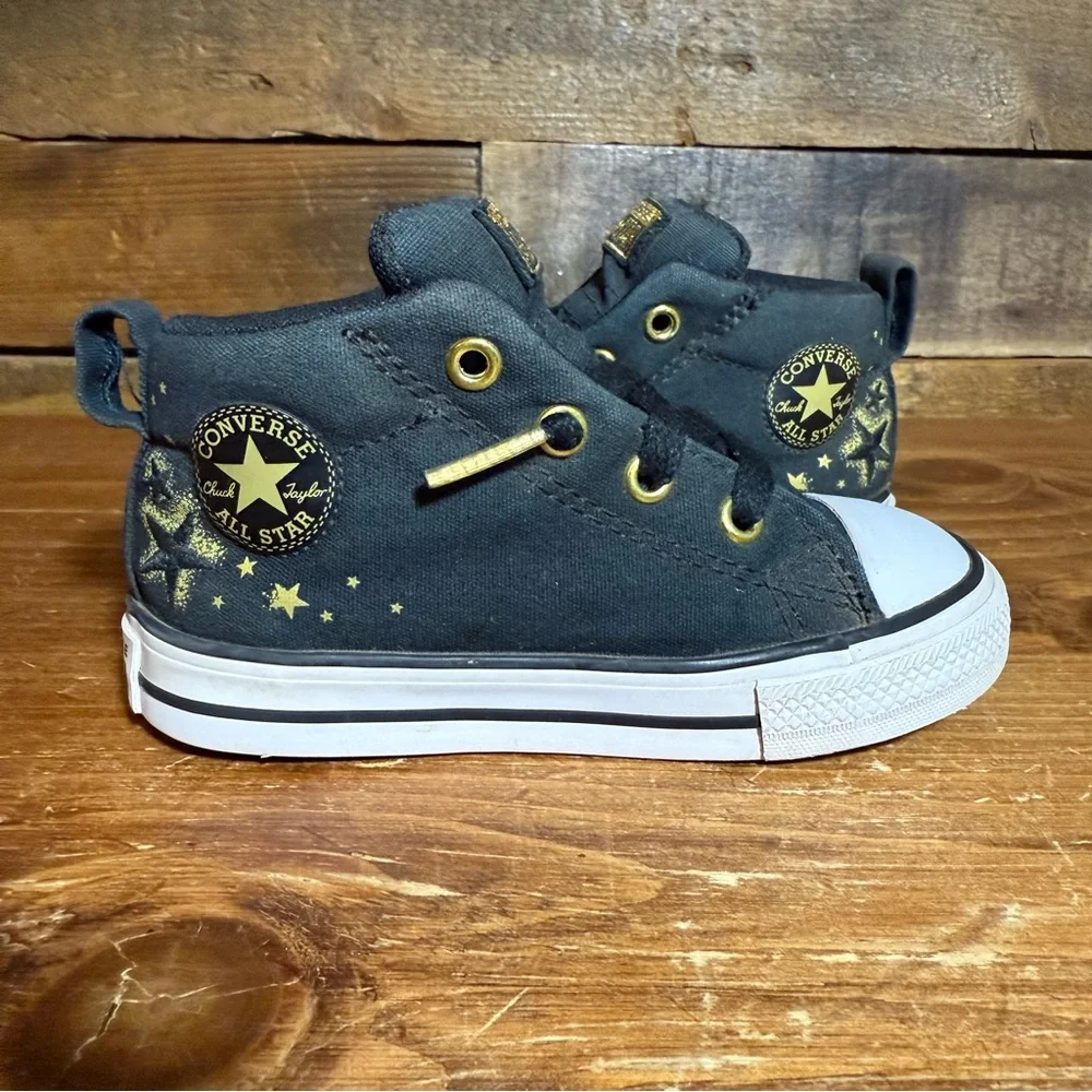 Converse Chuck Taylor All Star Toddler size‎ 7 Gold Star Canvas Street Sneakers